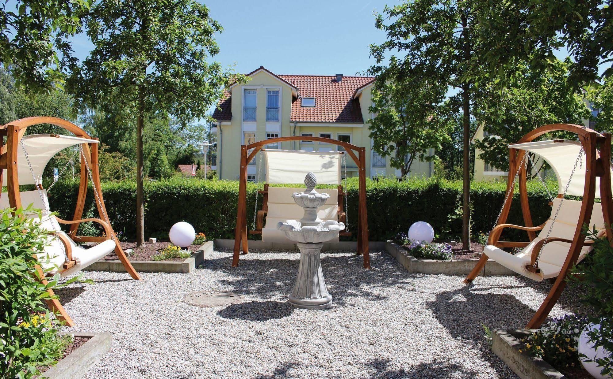Hotel Zur Post - Ein Rovell Hotel Heringsdorf  Exterior photo